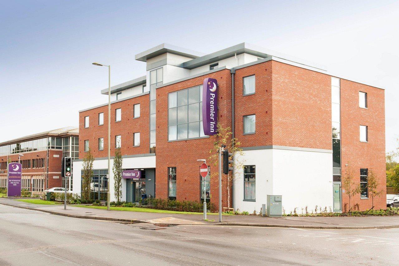 Premier Inn Fleet Exterior foto